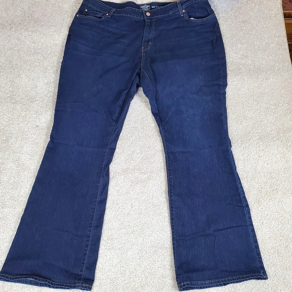 Levis Strauss Signature Women's Jeans  Size 26 Mid Rise Boot Cut SeeMeasurements - Picture 2 of 16